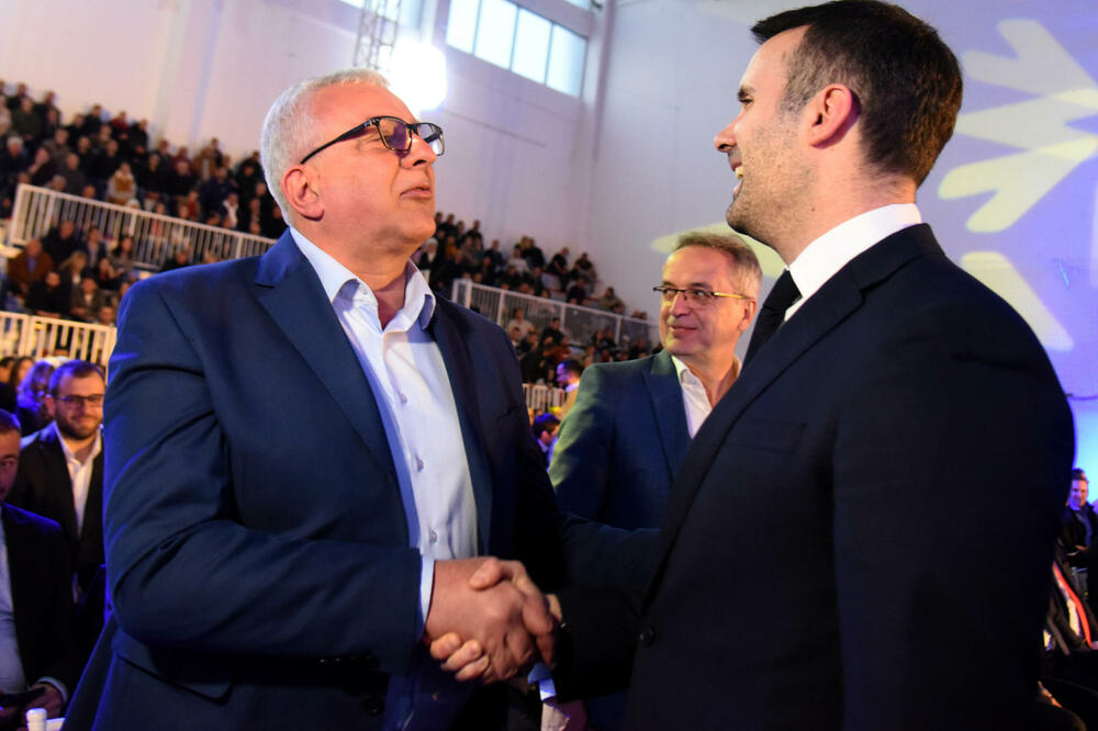 Politički konkurenti: Andrija Mandić i Milojko Spajić, Foto: BORIS PEJOVIC