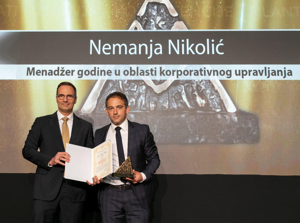 <p>Asocijacija menadžera Crne Gore (AMM) dodijelila je godišnje nagrade najuspješnijim menadžerima i preduzetnicima za 2022. godinu.</p>  <p> </p>