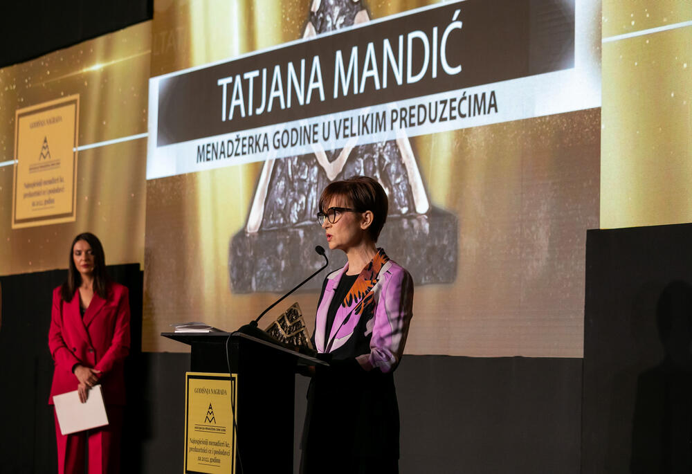 <p>Asocijacija menadžera Crne Gore (AMM) dodijelila je godišnje nagrade najuspješnijim menadžerima i preduzetnicima za 2022. godinu.</p>  <p> </p>