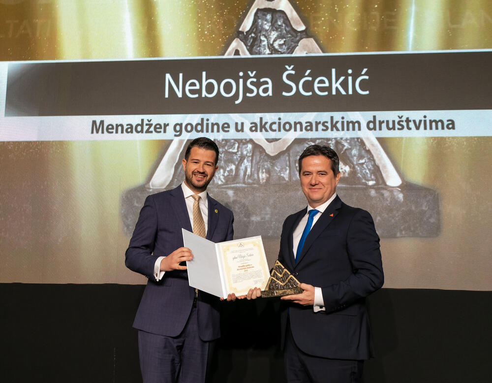 <p>Asocijacija menadžera Crne Gore (AMM) dodijelila je godišnje nagrade najuspješnijim menadžerima i preduzetnicima za 2022. godinu.</p>  <p> </p>