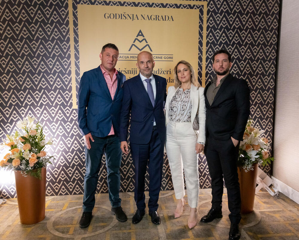 <p>Asocijacija menadžera Crne Gore (AMM) dodijelila je godišnje nagrade najuspješnijim menadžerima i preduzetnicima za 2022. godinu.</p>  <p> </p>