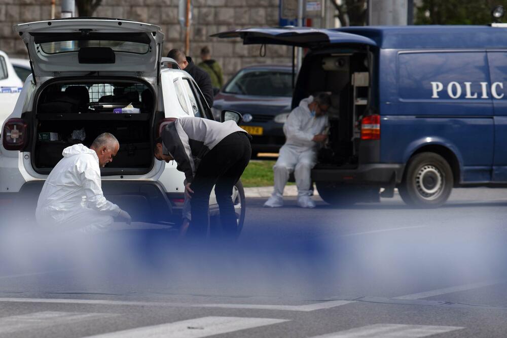 Uviđaj nakon eksplozije u zgradi podgoričkog Osnovnog suda, Foto: BORIS PEJOVIC