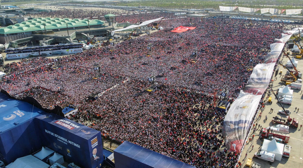 Sa skupa u Istanbulu