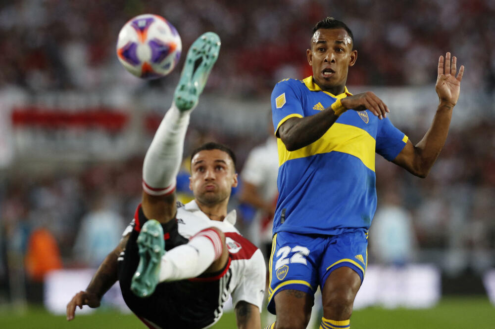 Duel Emanuela Mamane i Sebastijana Vilje na sinoćnjem meču, Foto: Reuters