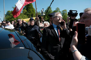 Poljska: Demonstranti spriječili ruskog ambasadora da položi...