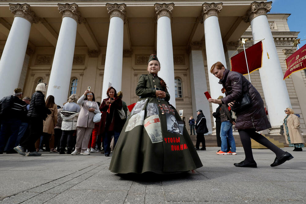 Osmogodišnja Ruskinja juče na proslavi Dana pobjede u Moskvi
