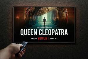 Nova Netfliksova serija - spor oko Kleopatre koju tumači crna...