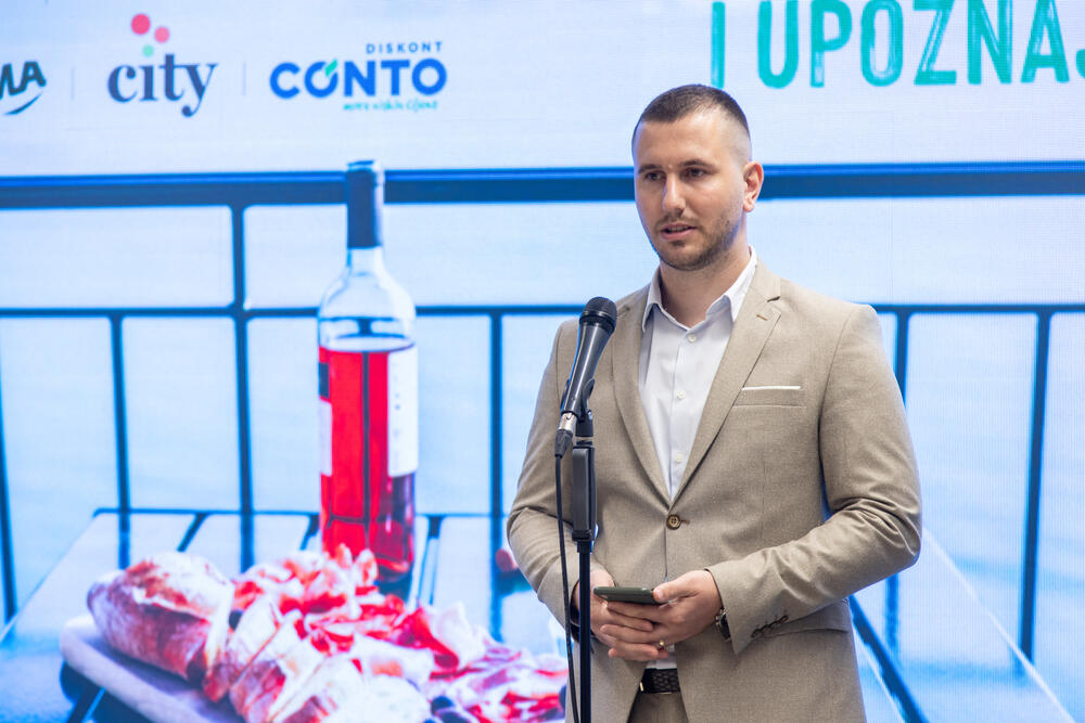 Predstavnik kompanije Domaća trgovina, Novica Vojinović