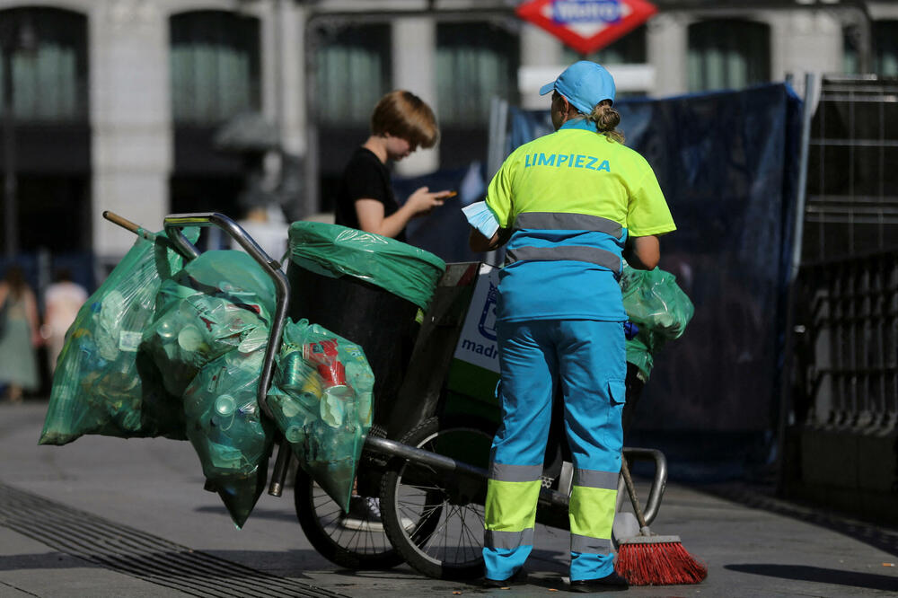 U Španiji je radnik čistoće prošle godine preminuo od toplotnog udara, Foto: Rojters