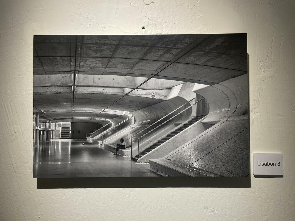 <p>Kolarićeve fotografije nagrađene su više od stotinu puta u Hrvatskoj i inostranstvu, a postao je nosilac umjetničke fotografske titule EFIAP/b</p>