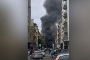 VIDEO U Milanu eksplodirao kombi koji je prevozio kanistere sa...