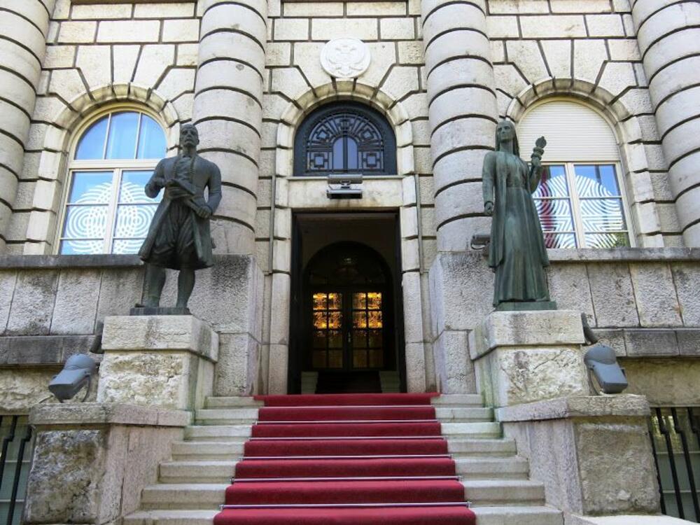 Črnogorsko ministrstvo za kulturo zavrača delitve pri dodeljevanju statusa kulturnega ustvarjalca