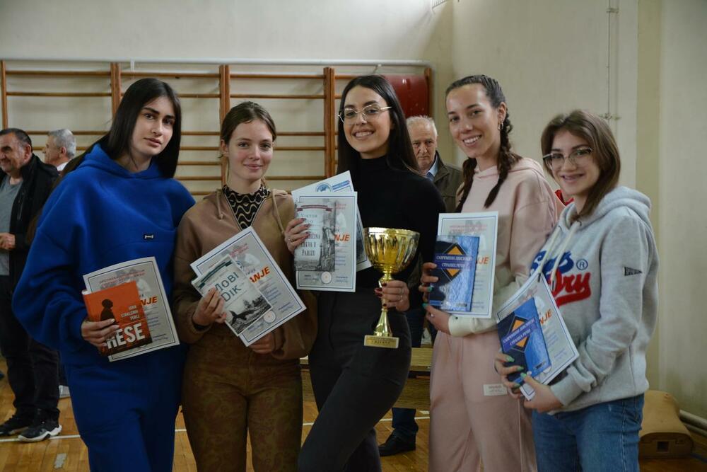 Crveni krst Nikšić