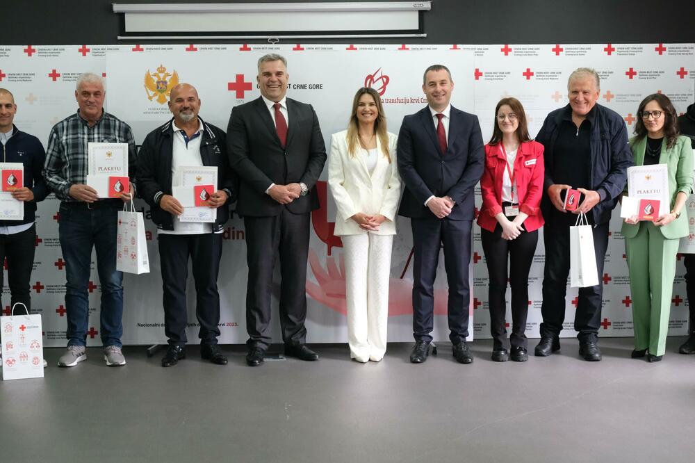 Sa dodjele priznanja, Foto: Crveni krst Crne Gore