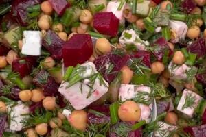 Zdravo jelo: Salata sa cveklom i leblebijama