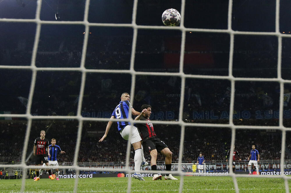 Edin Džeko je golom otvorio prvi derbi, Foto: Reuters