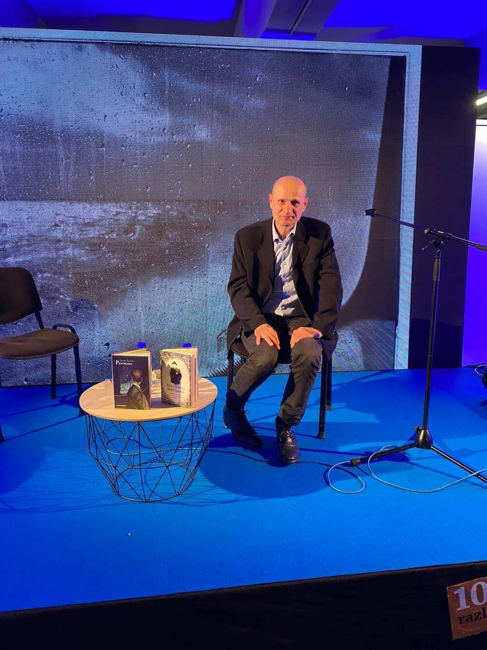 Šarotar na Sajmu knjiga u Podgorici