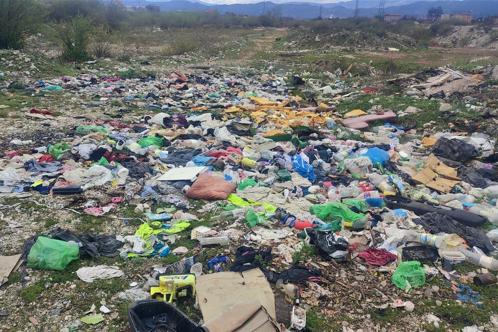 Obale Gračanice zatrpane smećem, Foto: Gračanica