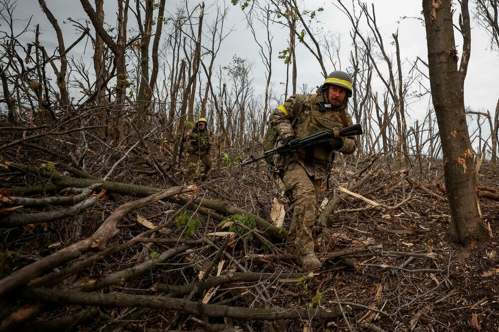 Ukrainian soldier in the vicinity of Bakhmut, Photo: Reuters