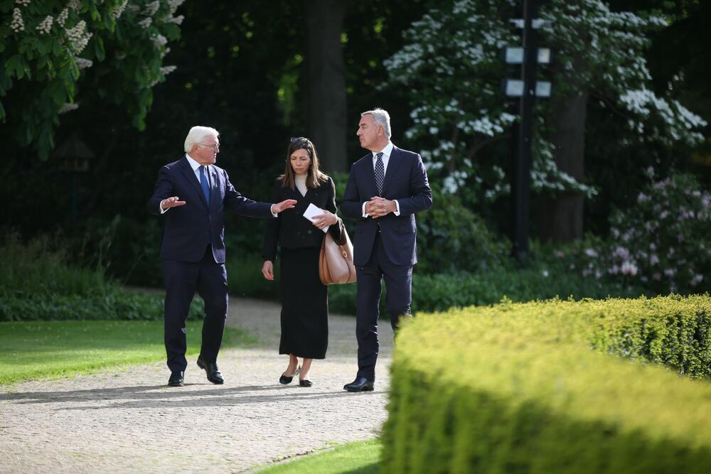 <p>Ovaj susret je oproštajni susret Đukanovića na funkciji predsjednika Crne Gore</p>