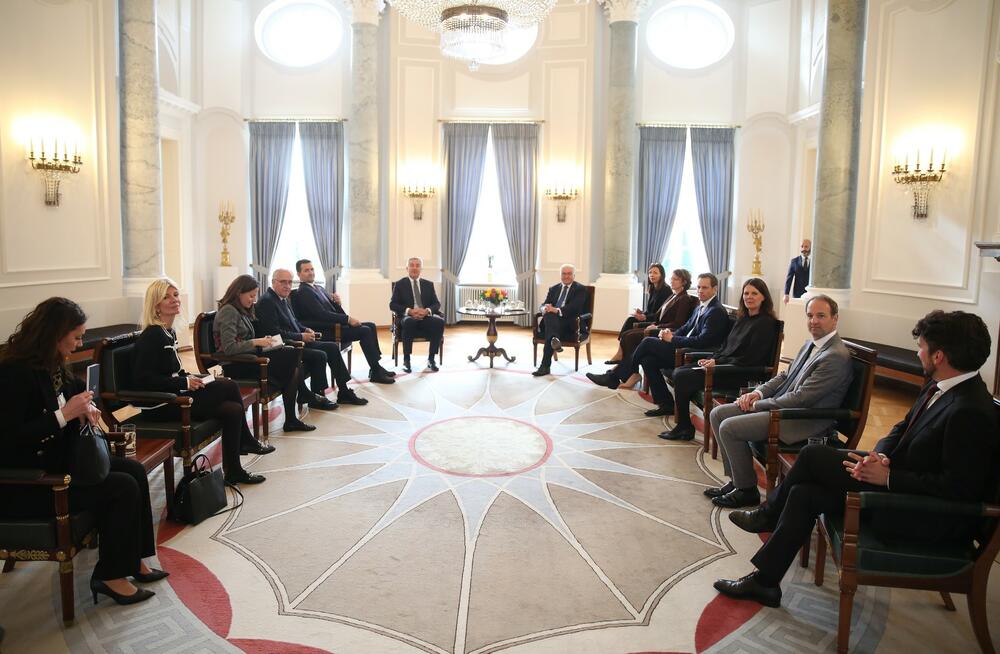 <p>Ovaj susret je oproštajni susret Đukanovića na funkciji predsjednika Crne Gore</p>