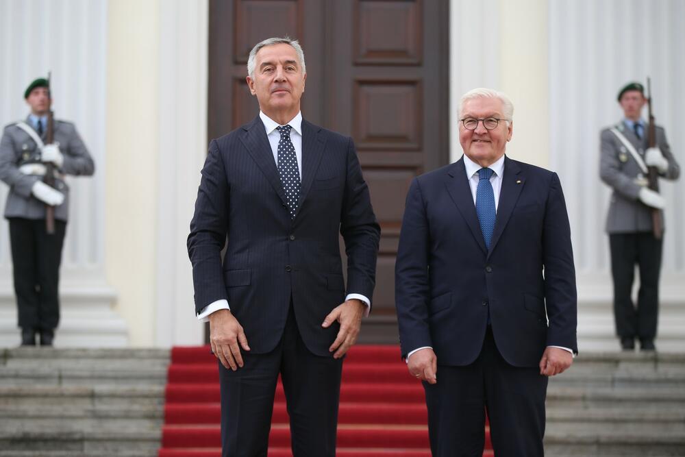 <p>Ovaj susret je oproštajni susret Đukanovića na funkciji predsjednika Crne Gore</p>