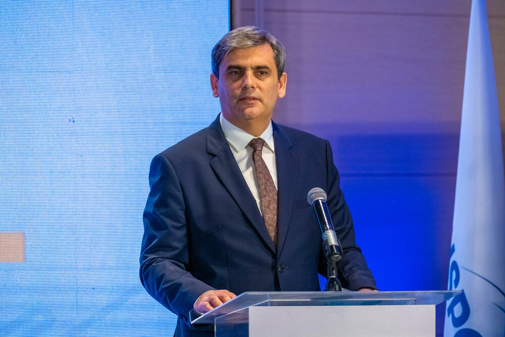 <p>“Samo ekonomski nezavisni i međusobno dobro povezani, jesmo i garant političke stabilnosti i mira ne samo na Balkanu, već i šire" istakao je Ibrahimović</p>