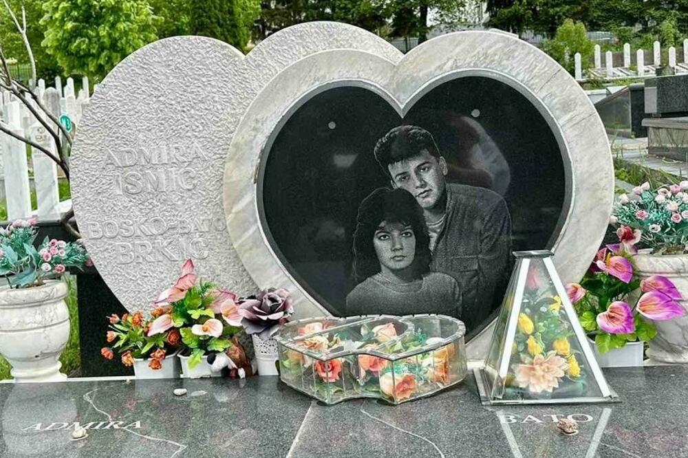 Admira i Boško zauvijek su ostali zajedno, Foto: BBC/Amina Hadžimusić Smailović