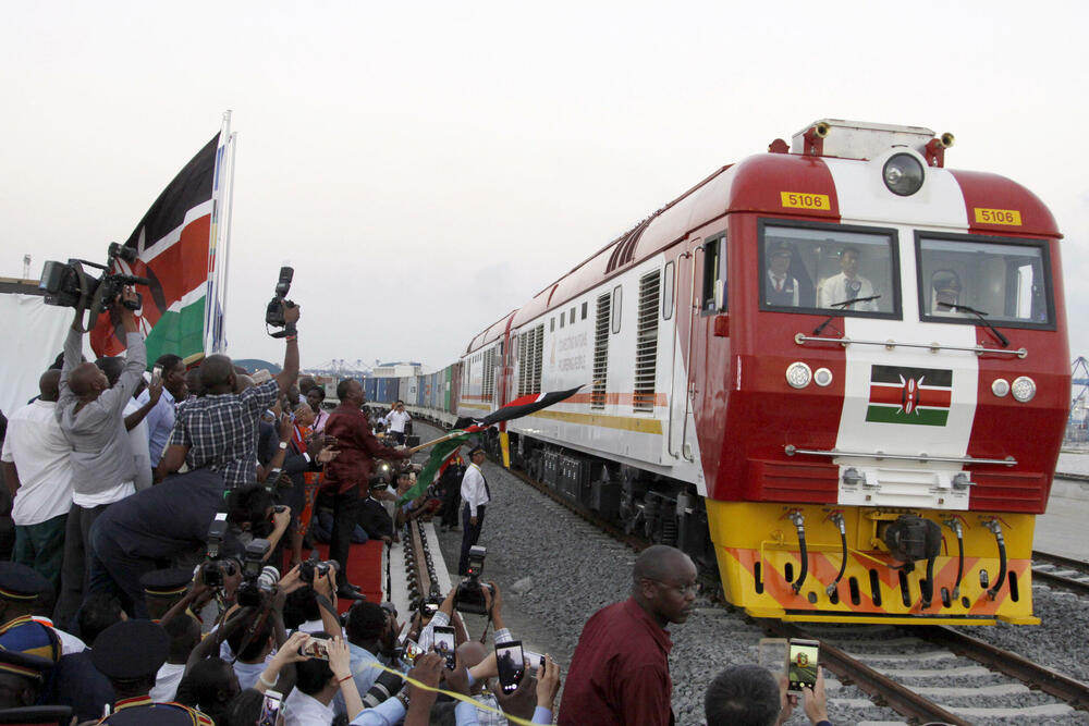 U Keniji je uz pomoć kineskog kredita izgrađena željeznica koja je koštala 3.3 milijarde dolara