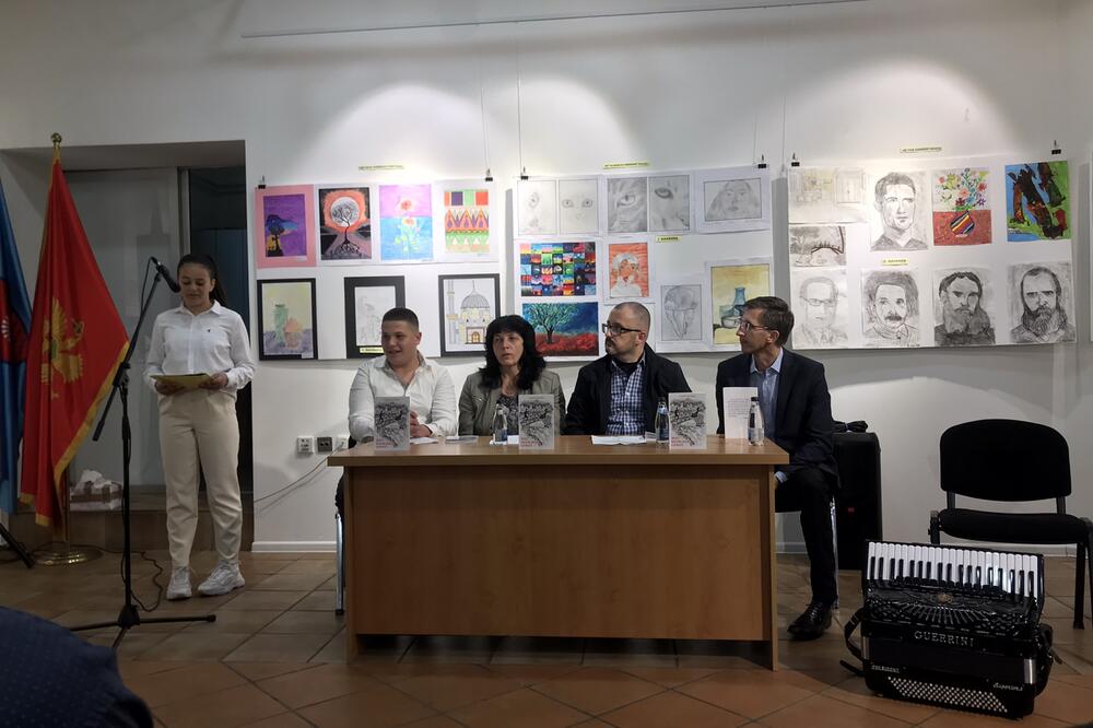 Sa promocije, Foto: Jadranka Ćetković