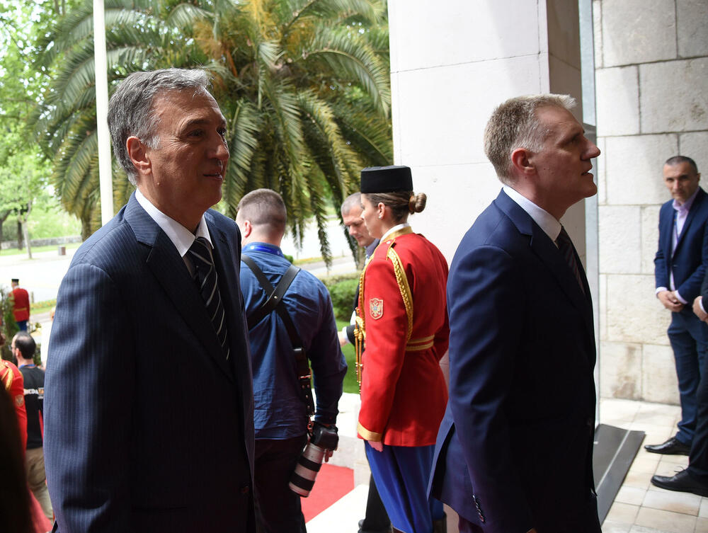 <p>Predsjednik Jakov Milatović inaugurisan je danas na sjednici u Skupštini Crne Gore, u Podgorici. Pogledajte fotografije koje je zabilježio foto reporter "Vijesti" Luka Zeković.</p>