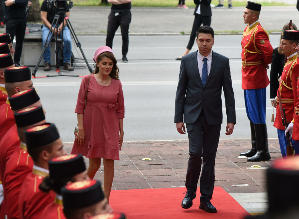<p>Predsjednik Jakov Milatović inaugurisan je danas na sjednici u Skupštini Crne Gore, u Podgorici. Pogledajte fotografije koje je zabilježio foto reporter "Vijesti" Luka Zeković.</p>