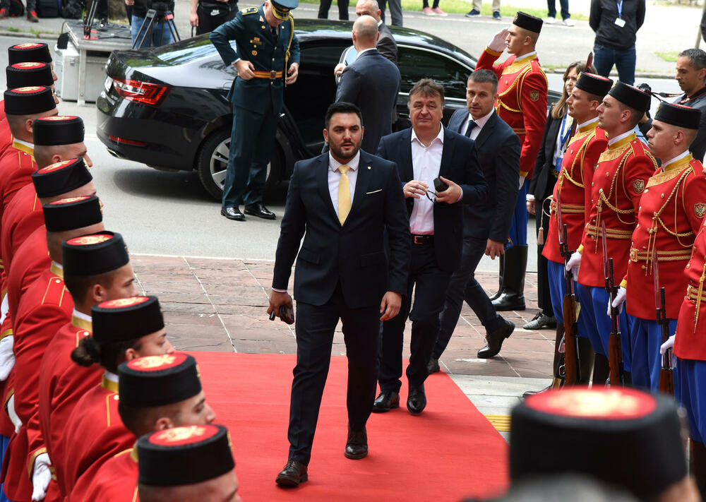 <p>Predsjednik Jakov Milatović inaugurisan je danas na sjednici u Skupštini Crne Gore, u Podgorici. Pogledajte fotografije koje je zabilježio foto reporter "Vijesti" Luka Zeković.</p>
