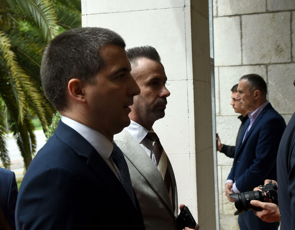 <p>Predsjednik Jakov Milatović inaugurisan je danas na sjednici u Skupštini Crne Gore, u Podgorici. Pogledajte fotografije koje je zabilježio foto reporter "Vijesti" Luka Zeković.</p>