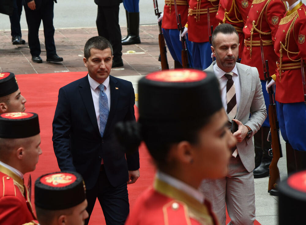 <p>Predsjednik Jakov Milatović inaugurisan je danas na sjednici u Skupštini Crne Gore, u Podgorici. Pogledajte fotografije koje je zabilježio foto reporter "Vijesti" Luka Zeković.</p>