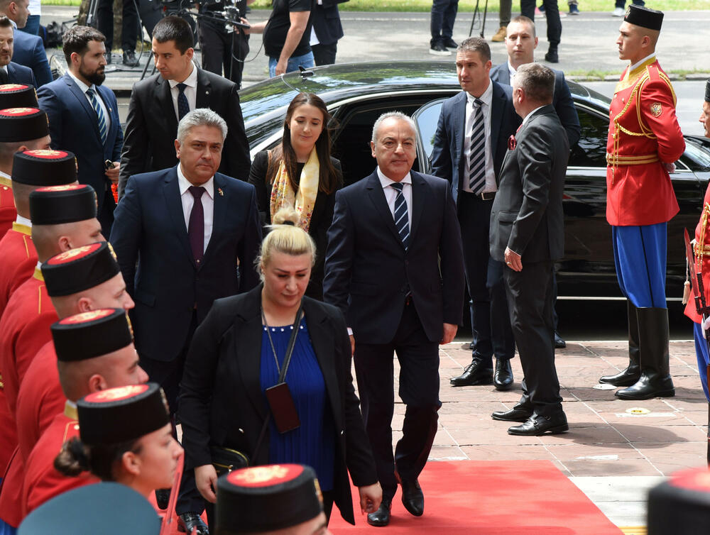<p>Predsjednik Jakov Milatović inaugurisan je danas na sjednici u Skupštini Crne Gore, u Podgorici. Pogledajte fotografije koje je zabilježio foto reporter "Vijesti" Luka Zeković.</p>
