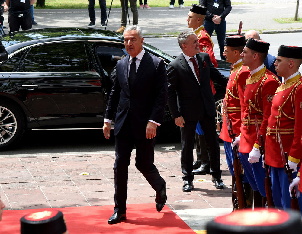 <p>Predsjednik Jakov Milatović inaugurisan je danas na sjednici u Skupštini Crne Gore, u Podgorici. Pogledajte fotografije koje je zabilježio foto reporter "Vijesti" Luka Zeković.</p>