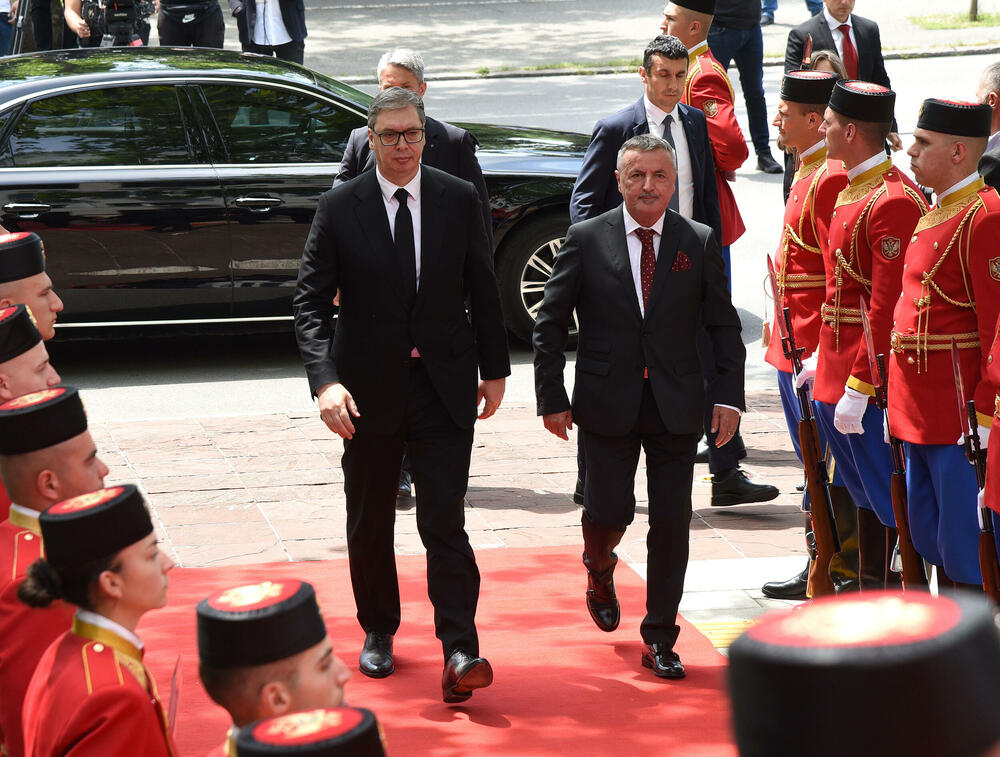 <p>Predsjednik Jakov Milatović inaugurisan je danas na sjednici u Skupštini Crne Gore, u Podgorici. Pogledajte fotografije koje je zabilježio foto reporter "Vijesti" Luka Zeković.</p>