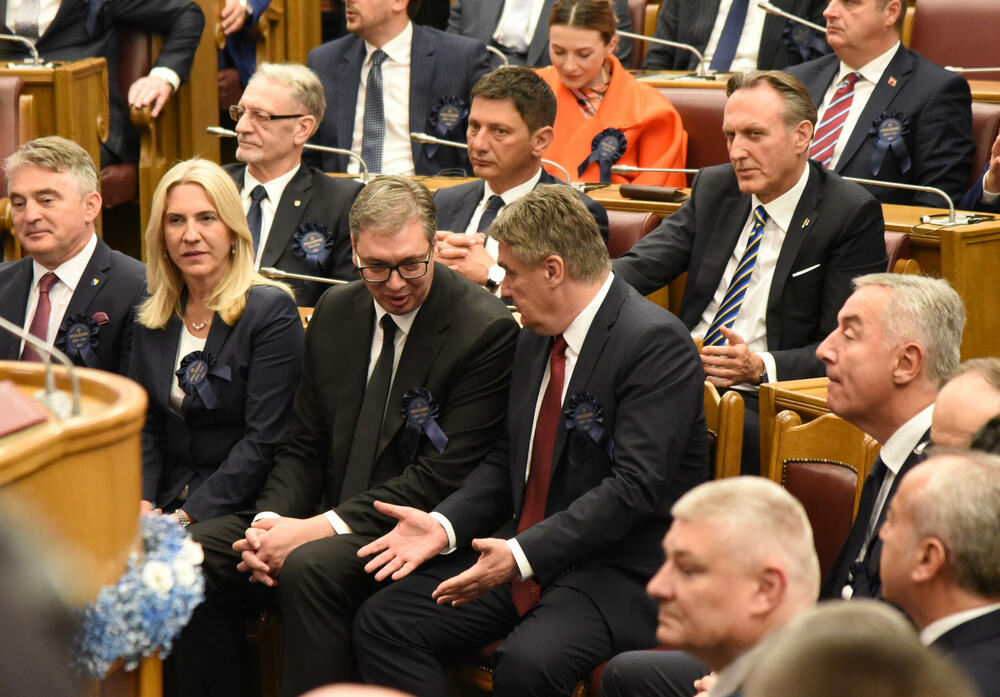 <p>Predsjednik Jakov Milatović inaugurisan je danas na sjednici u Skupštini Crne Gore, u Podgorici. Pogledajte fotografije koje je zabilježio foto reporter "Vijesti" Luka Zeković.</p>