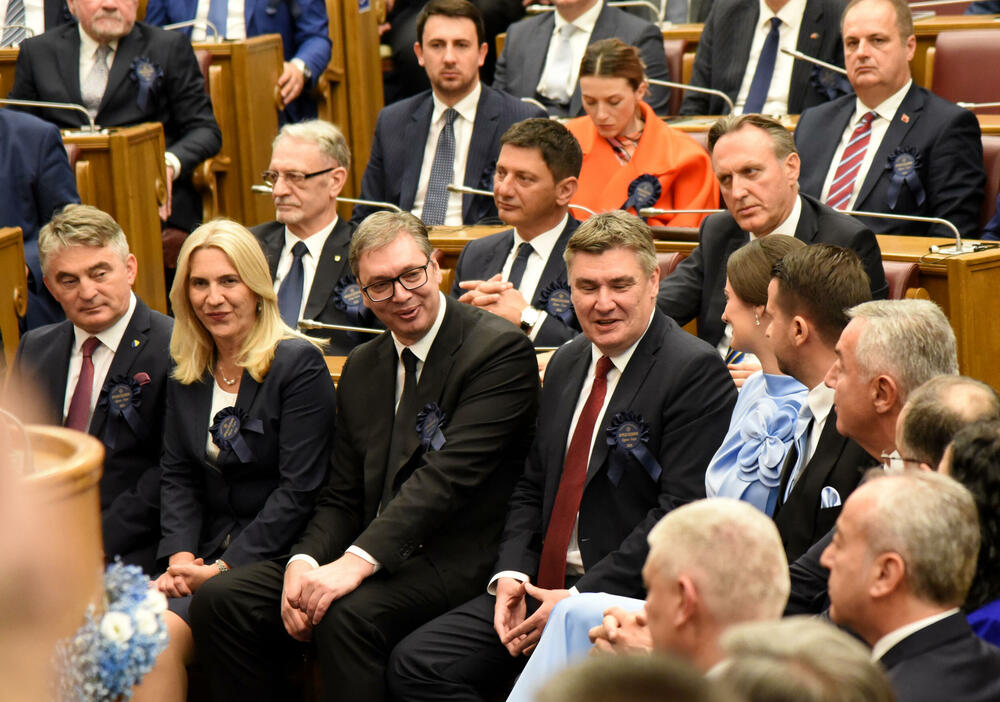 <p>Predsjednik Jakov Milatović inaugurisan je danas na sjednici u Skupštini Crne Gore, u Podgorici. Pogledajte fotografije koje je zabilježio foto reporter "Vijesti" Luka Zeković.</p>