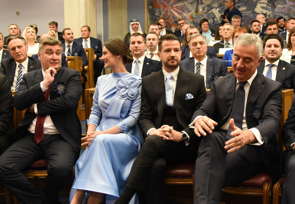 <p>Predsjednik Jakov Milatović inaugurisan je danas na sjednici u Skupštini Crne Gore, u Podgorici. Pogledajte fotografije koje je zabilježio foto reporter "Vijesti" Luka Zeković.</p>