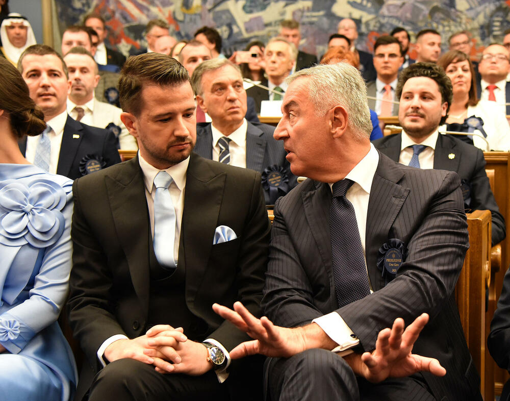 <p>Predsjednik Jakov Milatović inaugurisan je danas na sjednici u Skupštini Crne Gore, u Podgorici. Pogledajte fotografije koje je zabilježio foto reporter "Vijesti" Luka Zeković.</p>