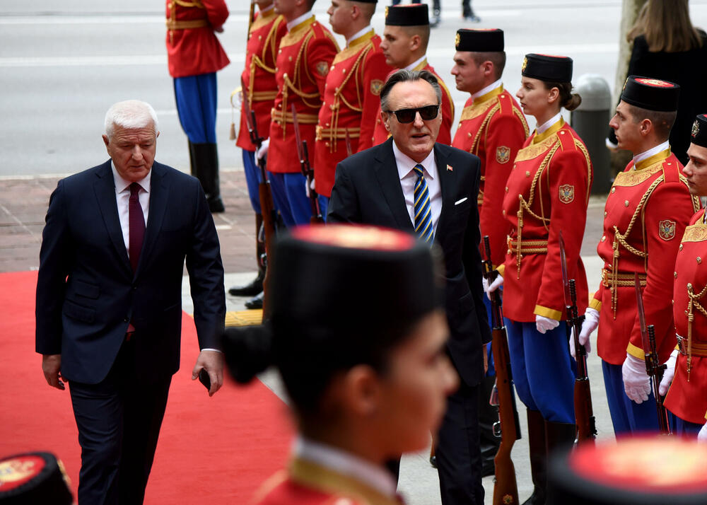 <p>Predsjednik Jakov Milatović inaugurisan je danas na sjednici u Skupštini Crne Gore, u Podgorici. Pogledajte fotografije koje je zabilježio foto reporter "Vijesti" Luka Zeković.</p>