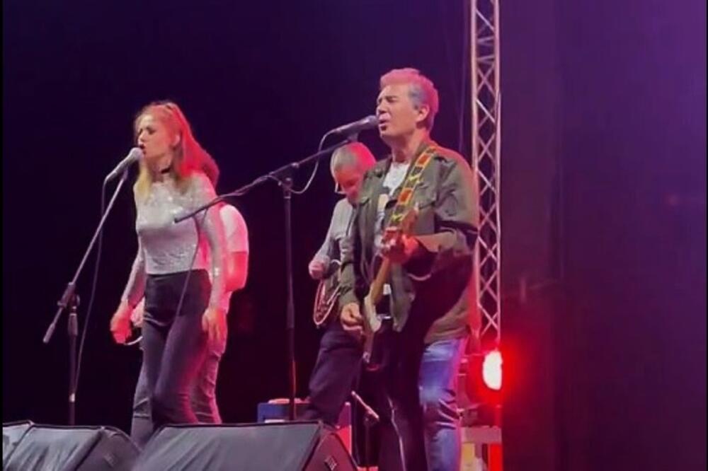 Kiki Lesendrić i Piloti u Tivtu, Foto: Anđela Asanović