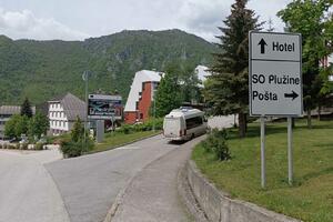 Plužine u procesu, Budva i Plav ćute