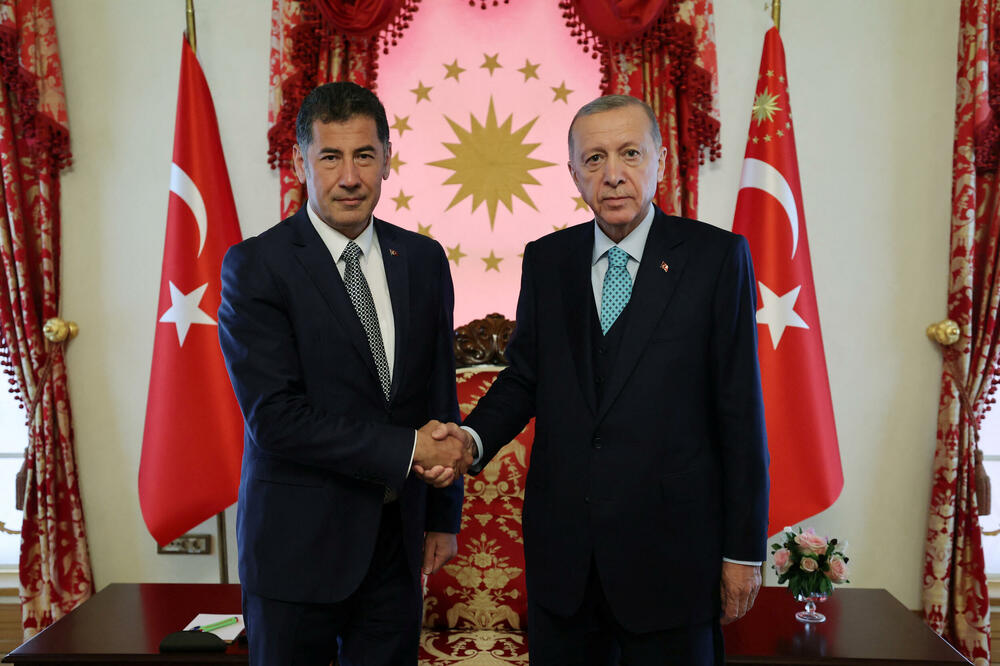 Ogan i Erdogan prije sastanka u Istanbulu 19. maja, Foto: Reuters