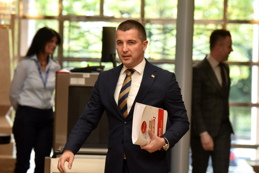 ”DPS smo izbacili iz igre, on se više ništa ne pita”: Bečić, Foto: Boris Pejović