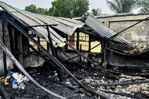 Gvajana: Učenica podmetnula požar u domu zbog oduzetog telefona,...