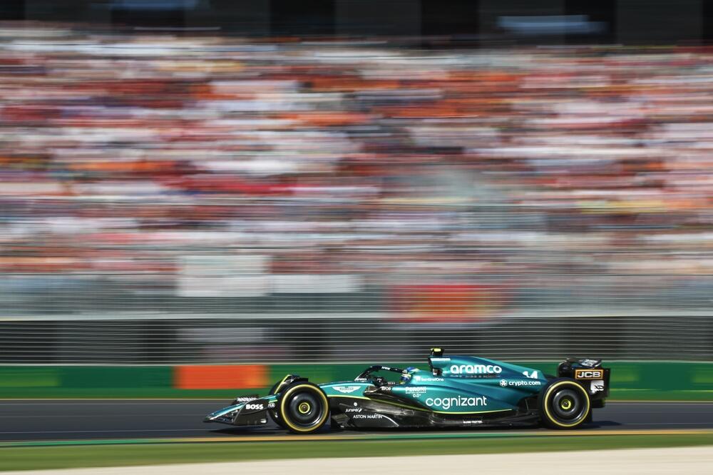 Fernando Alonso u Aston Martinu tokom ove sezone, Foto: Shutterstock
