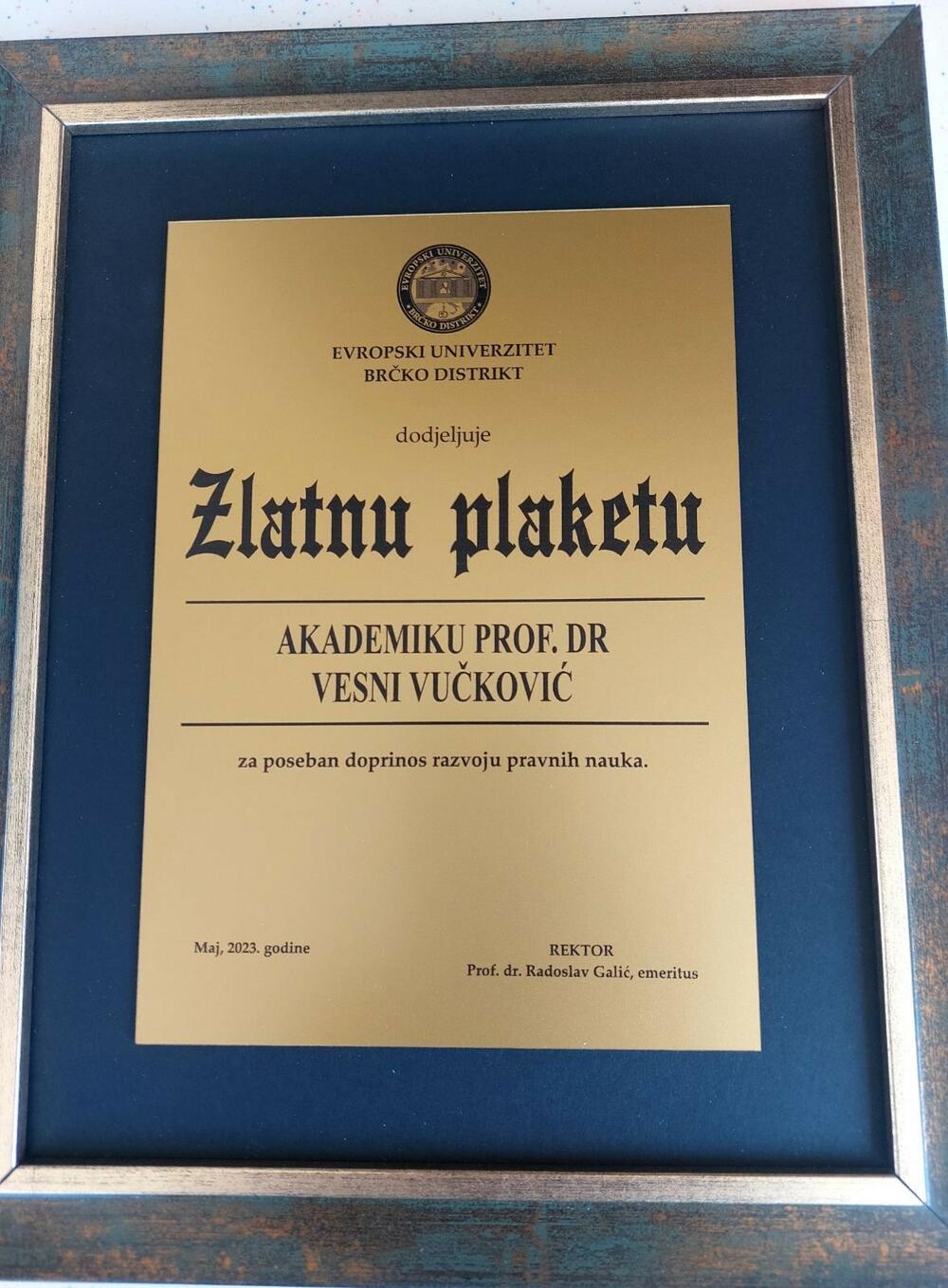 <p>Na Naučnom skupu, u Plenarnom zasijedanju, predstavljen je koautorski rad, prof. dr Vesne Vučković i prof. dr Branka Vučkovića, "Vještačka inteligencija-izazov za sudske postupke"</p>